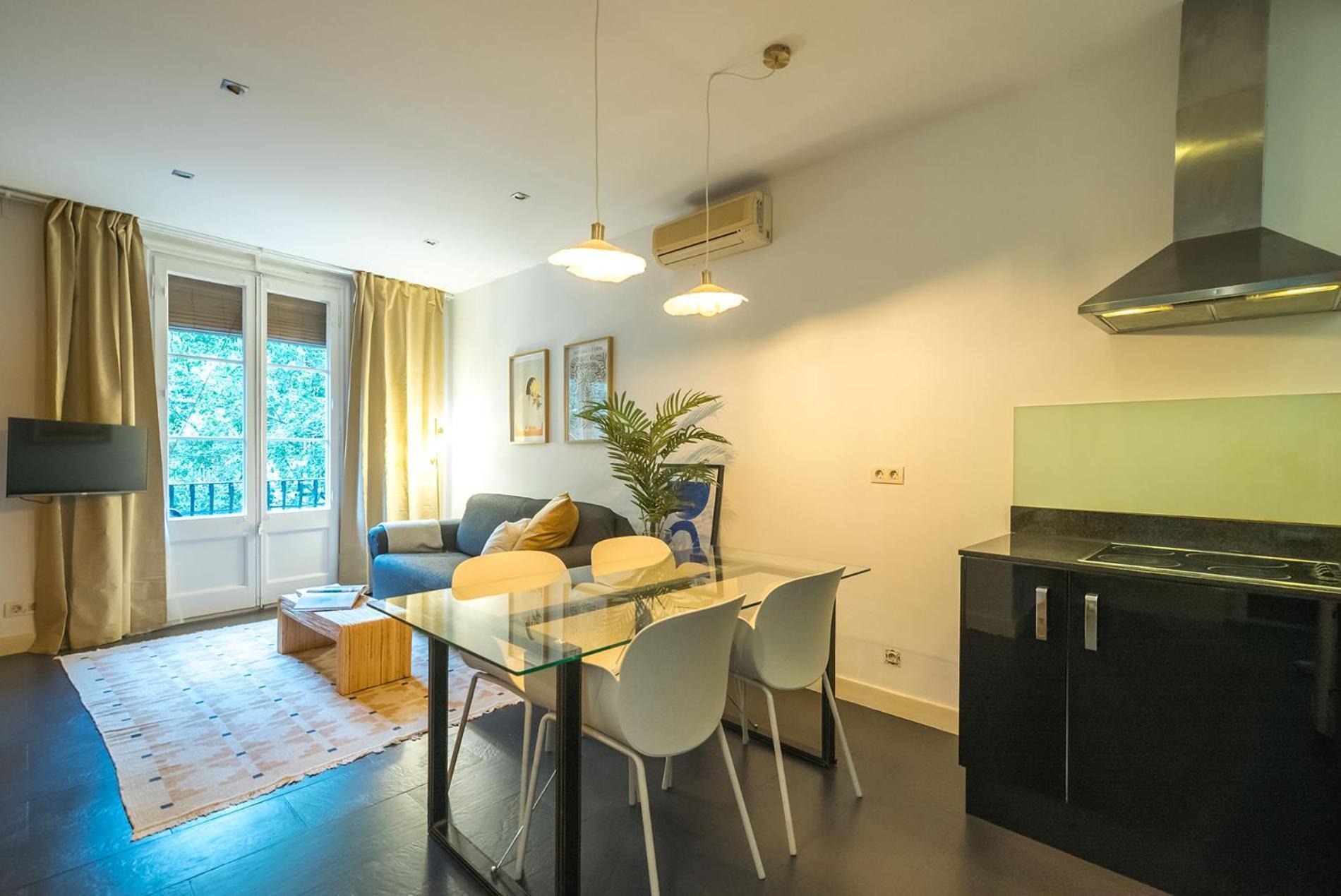 Apartamento Dana - Enjoy Rocafort Barcelona